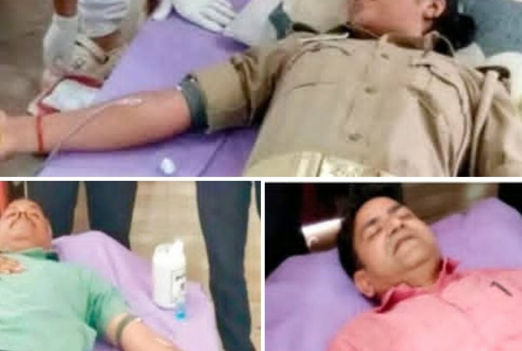 “रक्तदान महादान” नगर पंचायत शोहरतगढ़ में 33 लोगों ने स्वेच्छा से किया रक्तदान